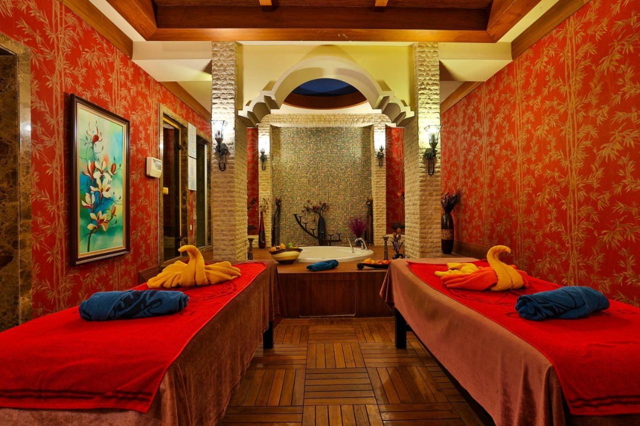 Crystal De Luxe Resort & Spa Кемер Екстериор снимка